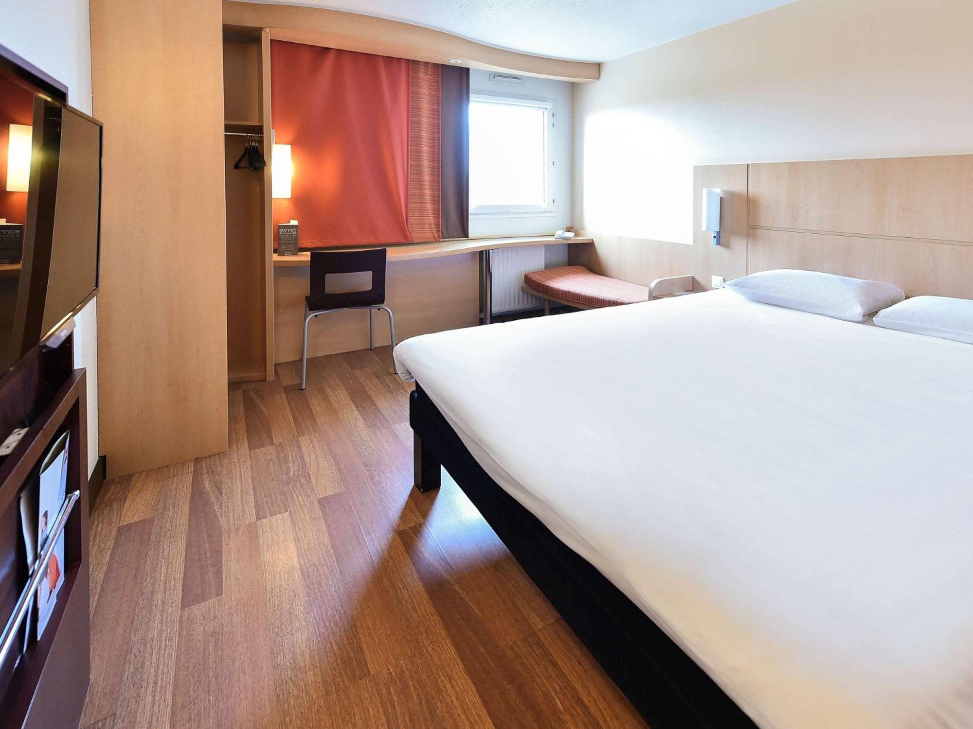 Ibis Beaune La Ferme Aux Vins Exterior photo